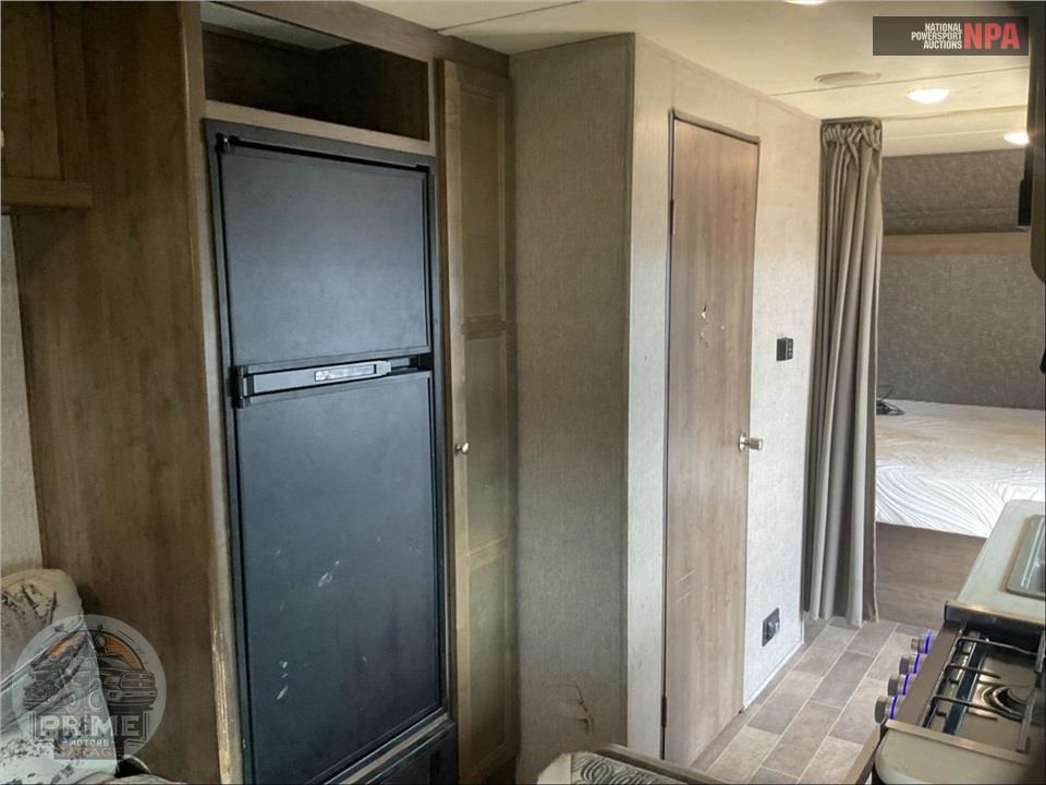 2019 Keystone Rv M-202 RD - SPRINGDALE SERIES — фото 9