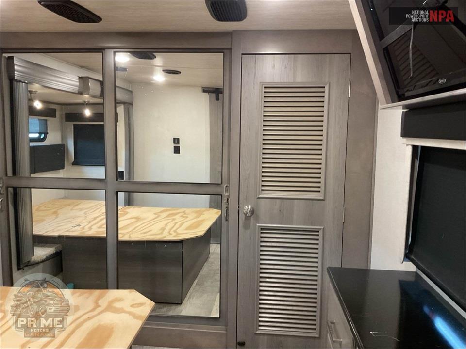 2020 Keystone Rv M-3791 RD - MONTANA FIFTH WHEEL SERIES — фото 11