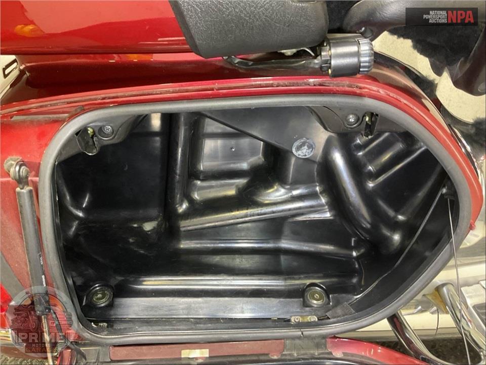 2001 Honda GL18R1 GOLDWING-RED — фото 22