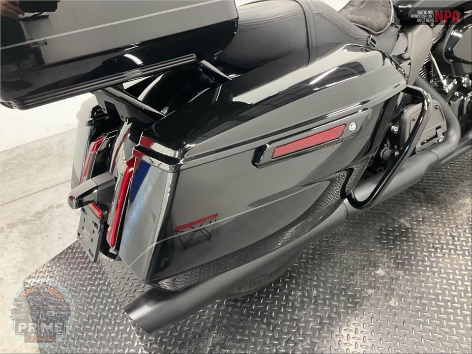 2025 Harley-Davidson FLHXU STEET GLIDE ULTRA — фото 15