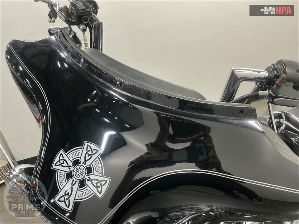2008 Harley-Davidson FLHTC ELECTRA GLIDE CLASSIC — фото 23