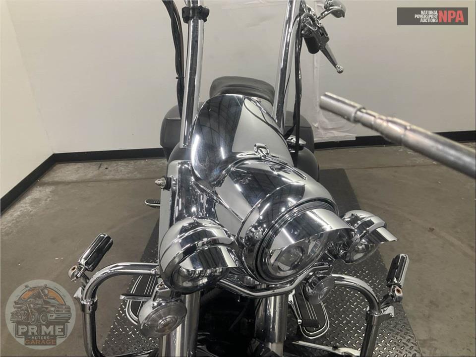 2005 Harley-Davidson FLHRSI ROAD KING CUSTOM — фото 18