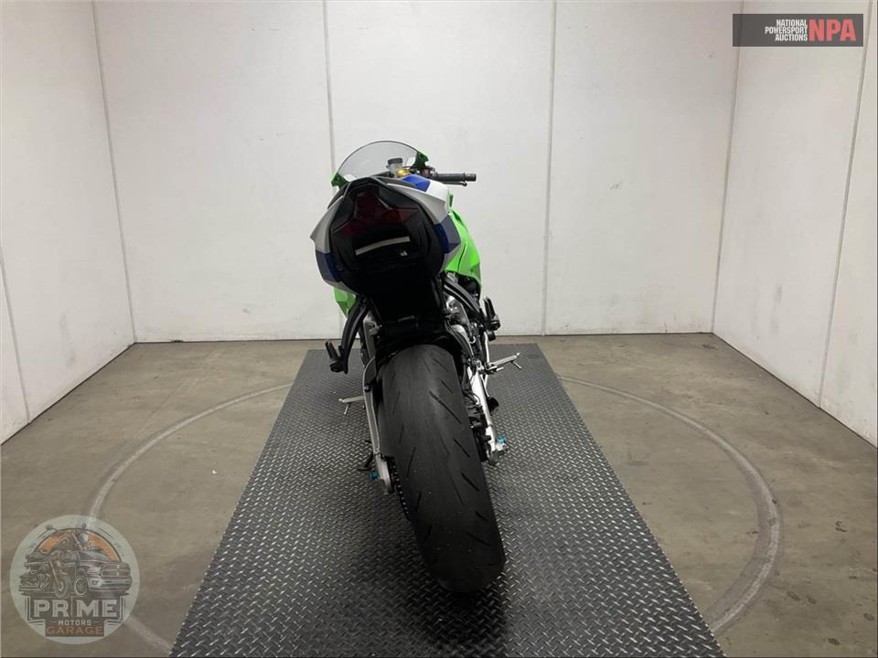 2024 Kawasaki NINJA ZX-6R 40TH ANNIVERSARY (ABS) — фото 4