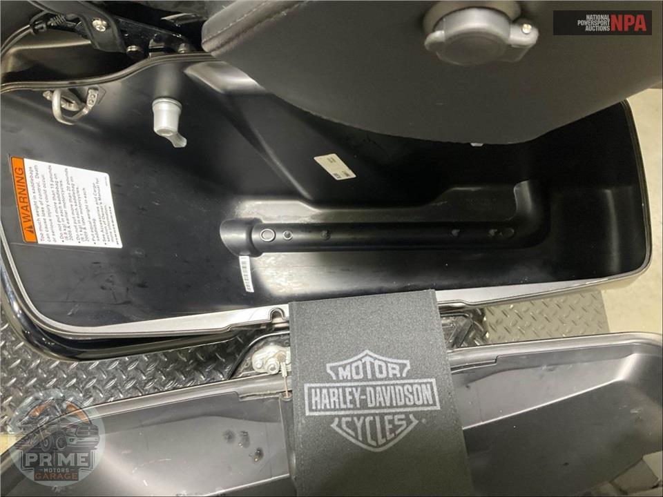 2021 Harley-Davidson FLHTK ULTRA LIMITED — фото 20
