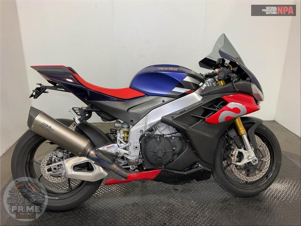2022 Aprilia RSV4 1100 — фото 1
