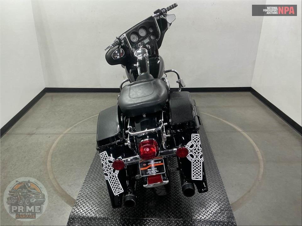 2008 Harley-Davidson FLHTC ELECTRA GLIDE CLASSIC — фото 4