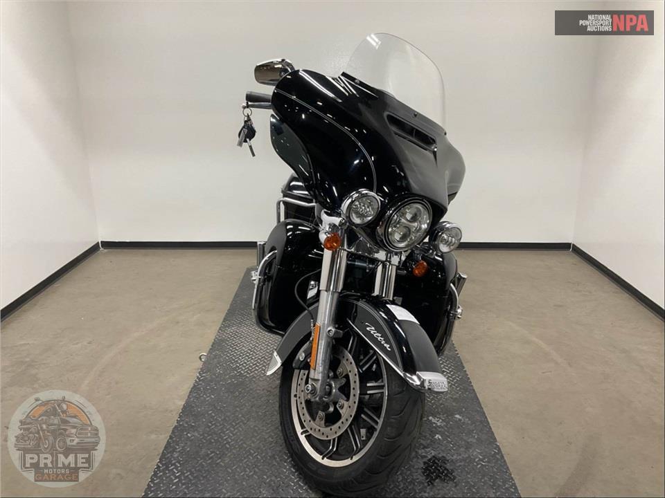 2017 Harley-Davidson FLHTCU ELECTRA GLIDE ULTRA CLASSIC — фото 2