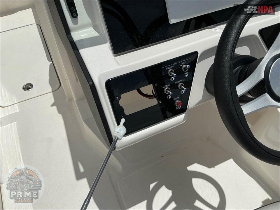 2025 Sea Ray Boats SPX 230(*) SPX SERIES L=24/E=1-200HP MERCURY OB — фото 21