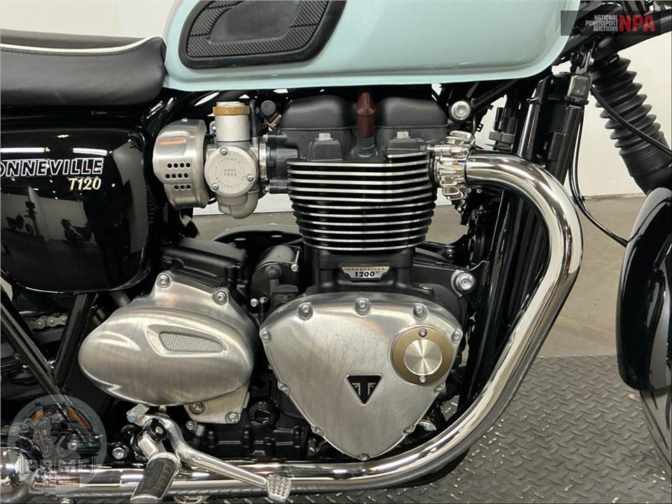 2023 Triumph BONNEVILLE T120 (CHROME EDITION) — фото 6