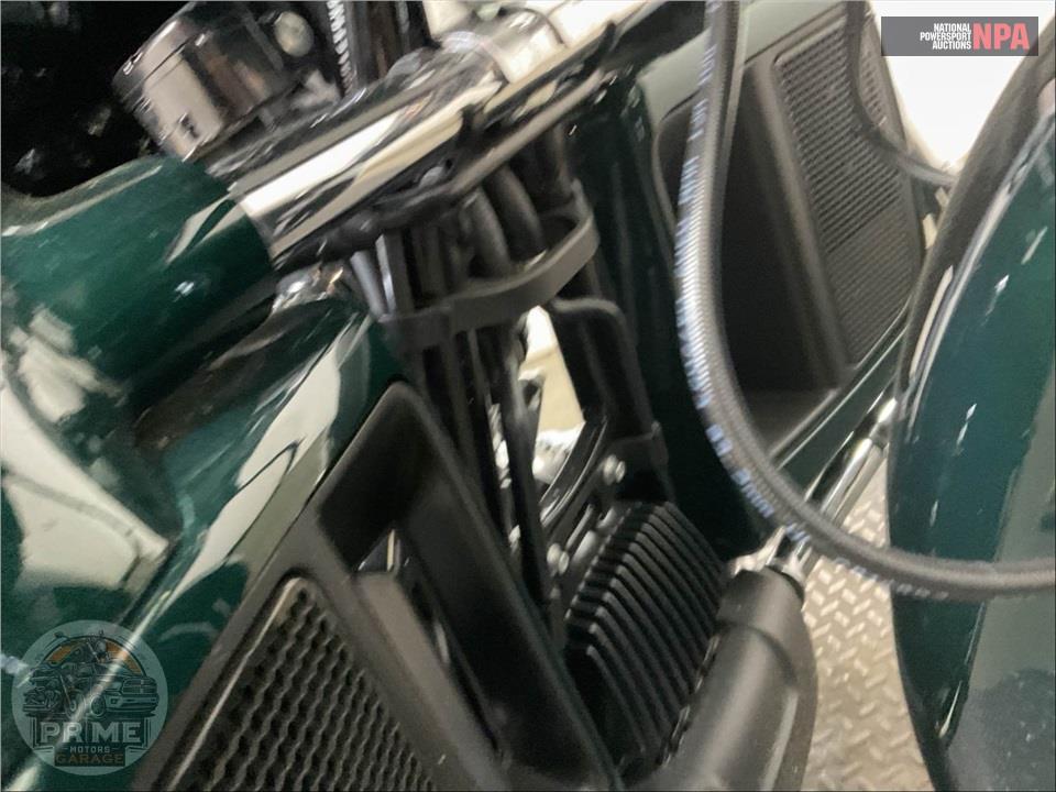 2024 Harley-Davidson FLHTCUTG TRI GLIDE ULTRA CLASSIC — фото 11