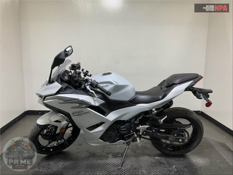 2025 Kawasaki EX500GSFNL NINJA 500 (ABS) — фото 3