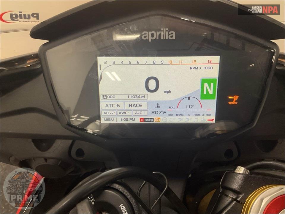 2019 Aprilia TUONO V4 1100 RR — фото 5