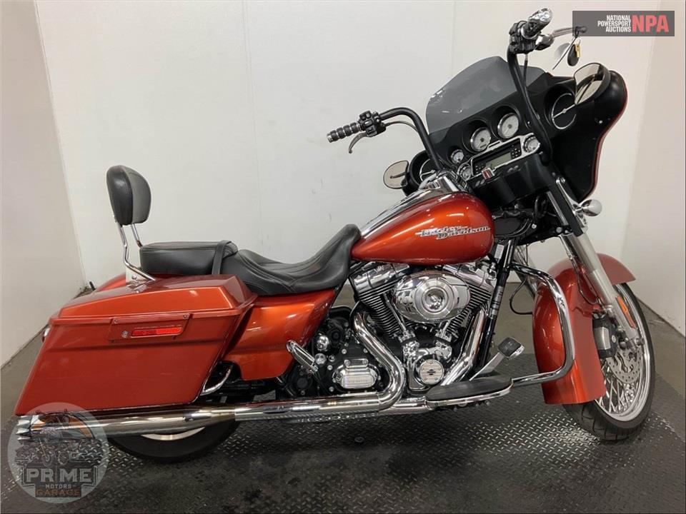 2011 Harley-Davidson FLHX-103 STREET GLIDE — фото 1