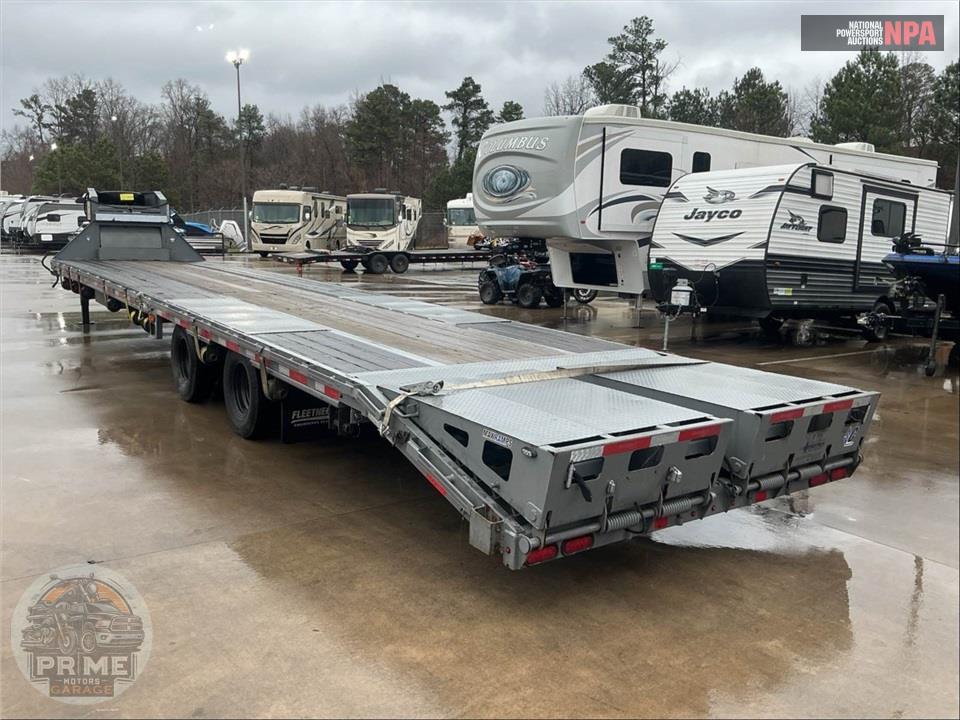 2022 Diamond C Trailers FMAX212 — фото 3