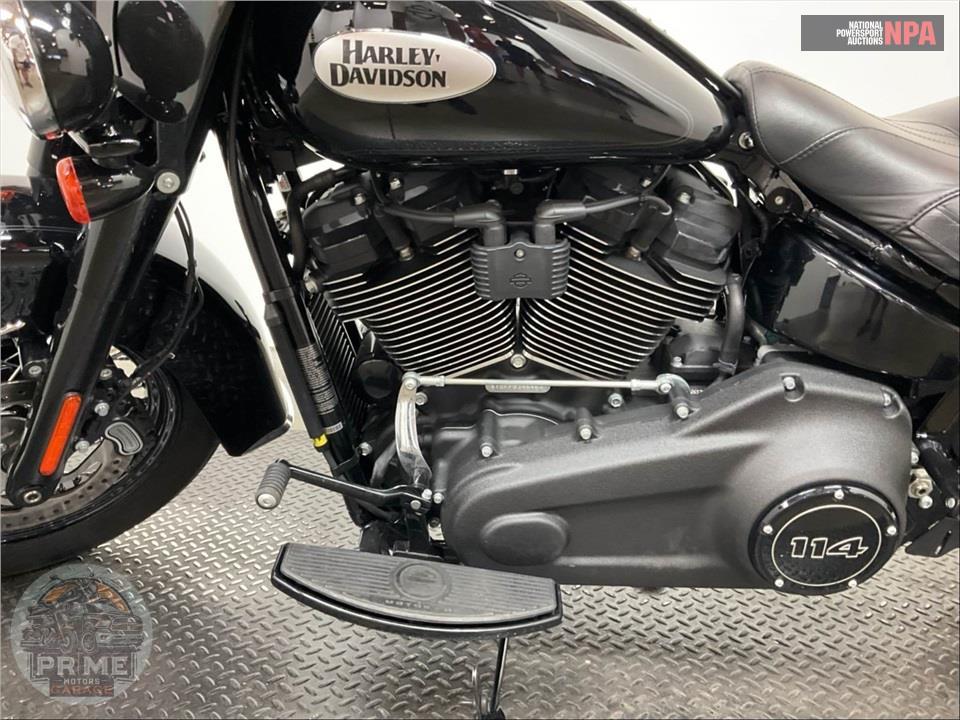 2023 Harley-Davidson FLHCS HERITAGE CLASSIC 114 — фото 7
