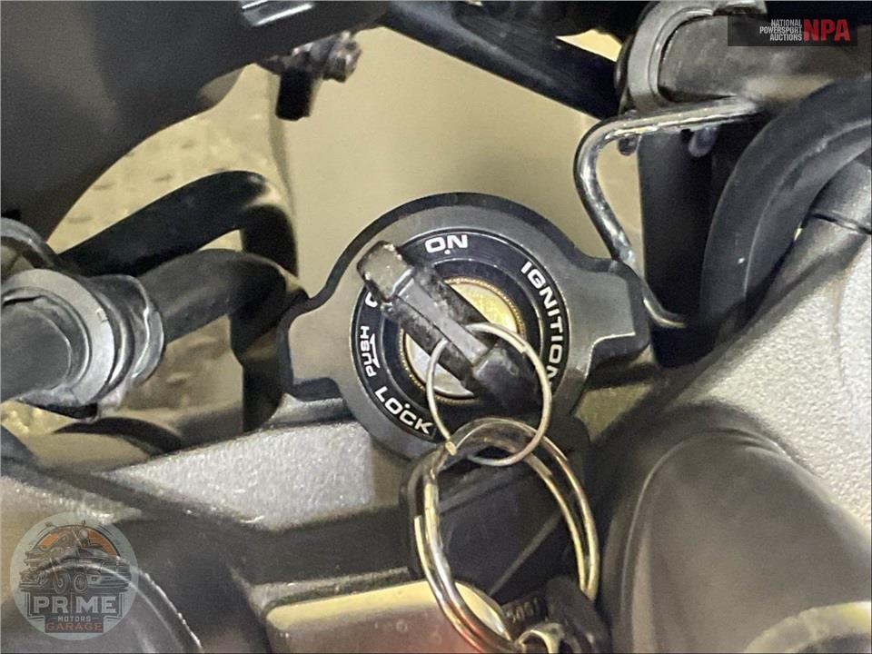 2017 Honda VFR1200XH — фото 6