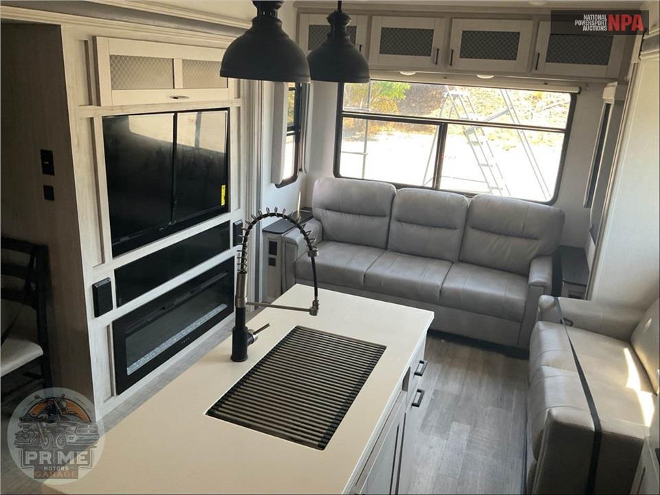 2023 East To West M-386MB-OK - TANDARA FIFTH WHEEL SERIES — фото 7