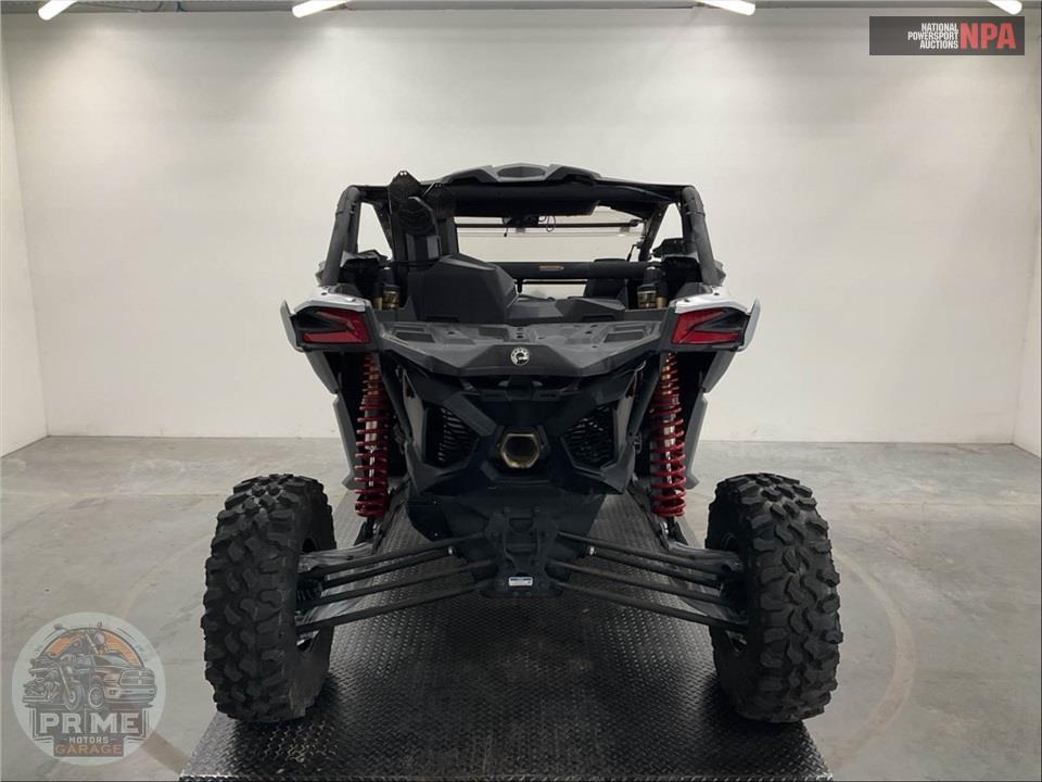 2024 Can-Am MAVERICK X3 RS TURBO (RED AND SILVER) — фото 4