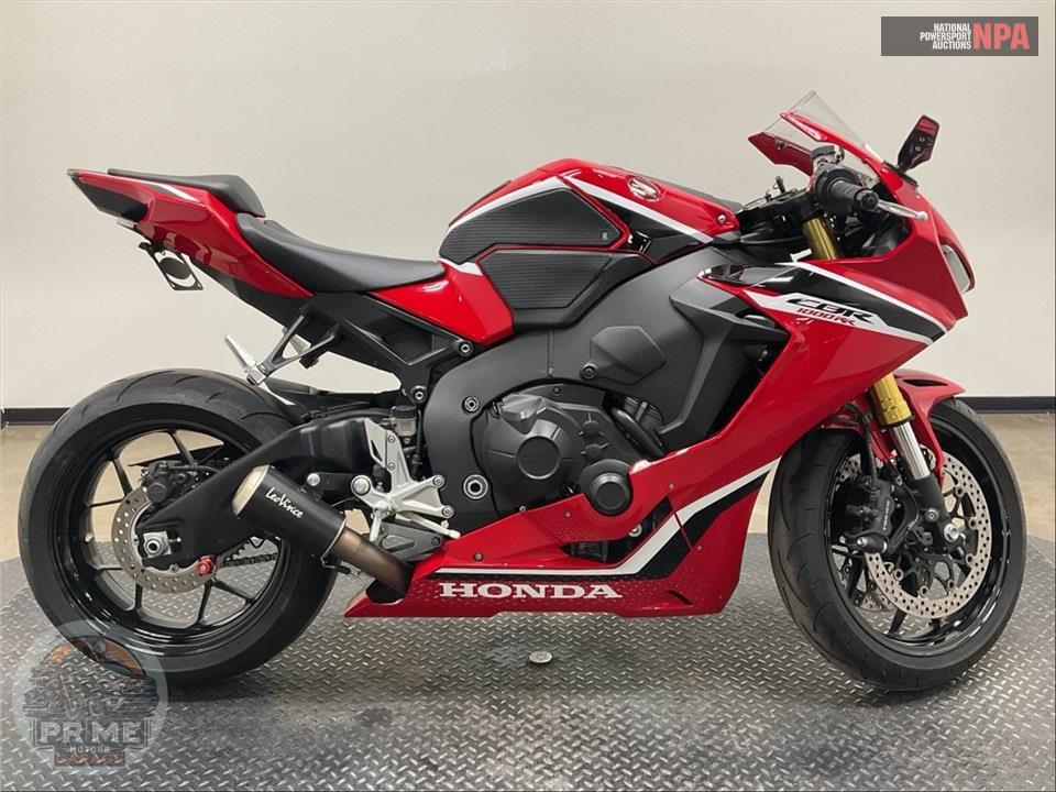 2018 Honda CBR1000RR — фото 1