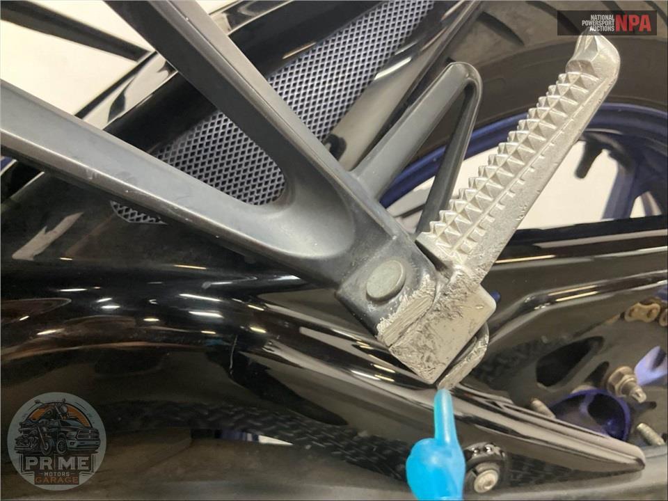 2015 Yamaha YZF-R3 — фото 30