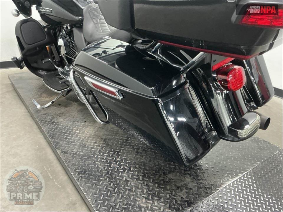 2019 Harley-Davidson FLTRU ROAD GLIDE ULTRA — фото 21