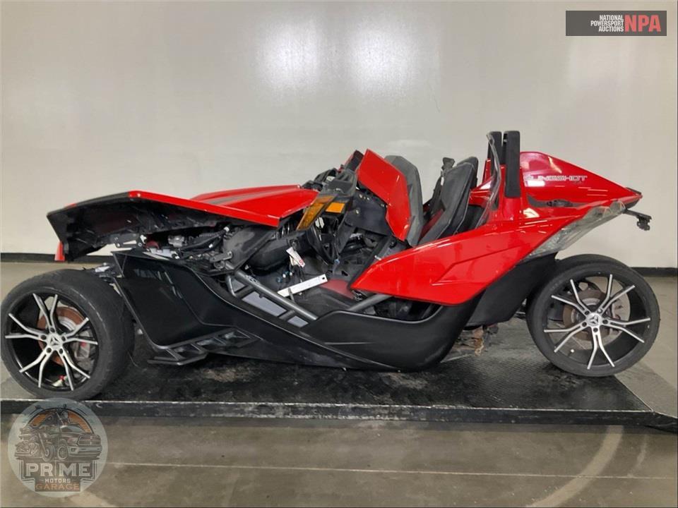 2015 Polaris SLINGSHOT SL — фото 3