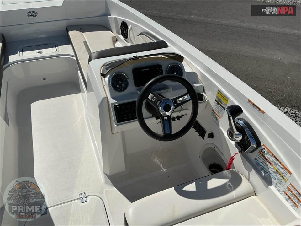 2024 Hurricane Boat SS 205 SUNDECK SPORT SERIES L=21/E=1 250HP MERC SD — фото 18
