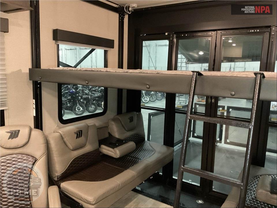 2022 Grand Design Recreational Vehicles M-25G MOMENTUM G-CLASS TOY HAULER SERIES — фото 14