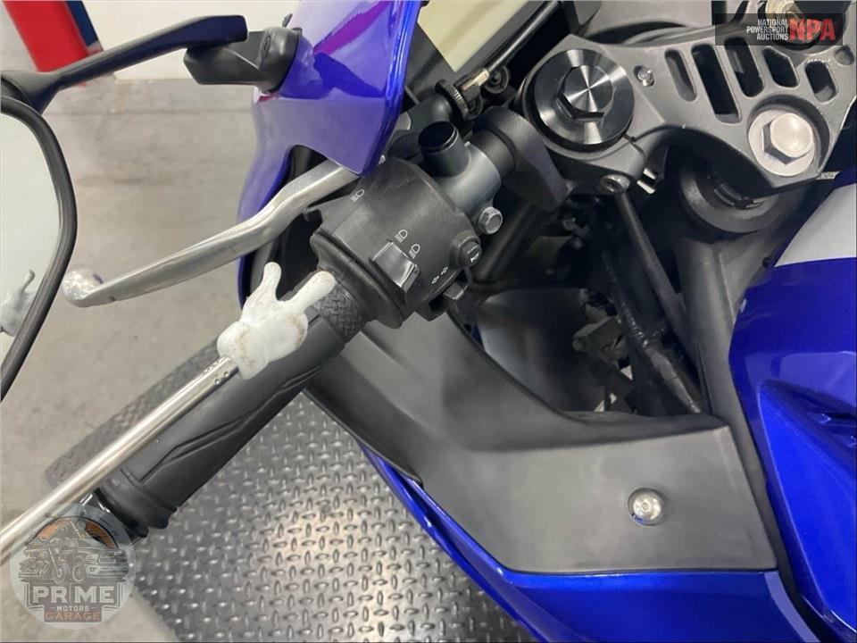 2020 Yamaha YZF-R3 — фото 26
