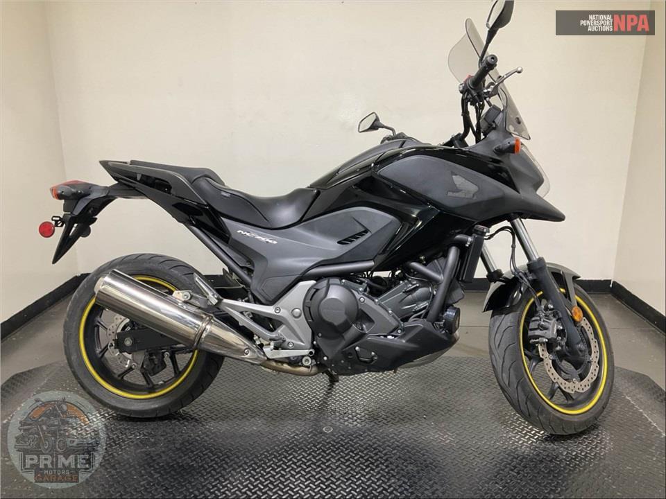 2015 Honda NC700XDF DCT (ABS) — фото 1