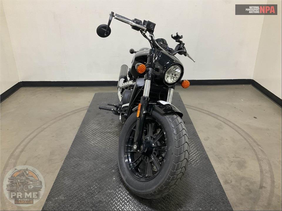 2021 Indian Motorcycle SCOUT BOBBER (ABS, BLACK) — фото 2
