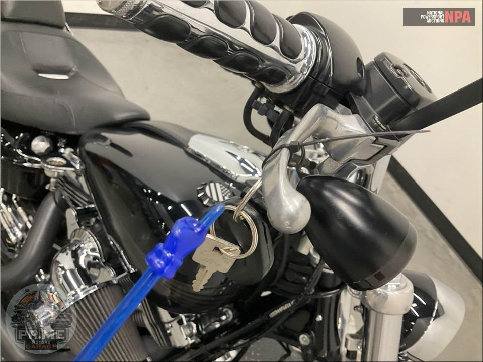 2013 Harley-Davidson FXSB BREAKOUT — фото 25
