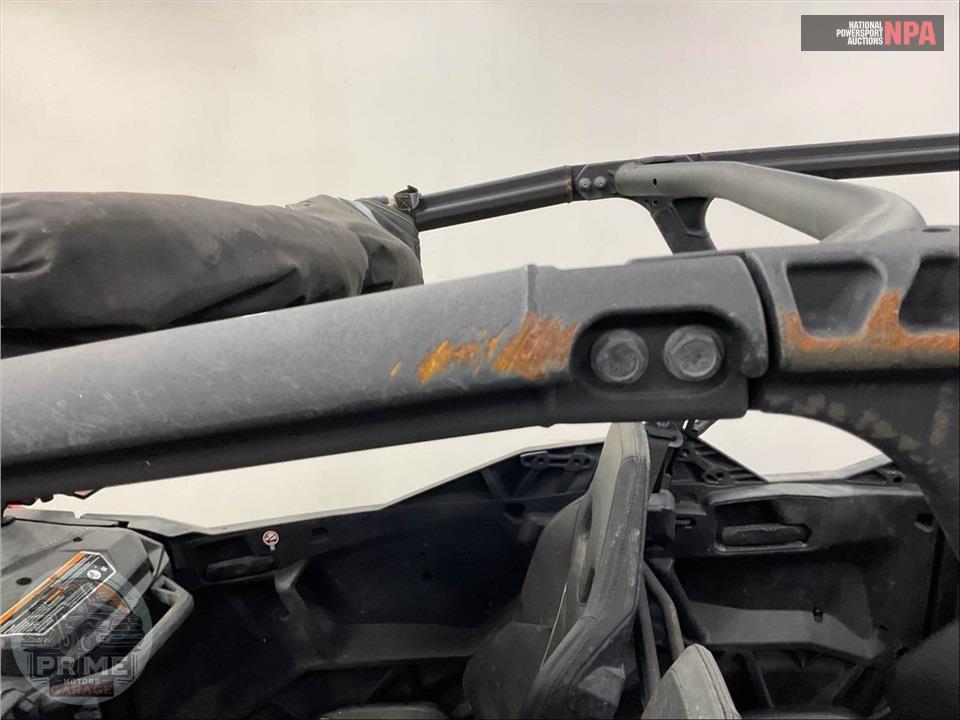 2019 Can-Am MAVERICK SPORT MAX DPS 1000R — фото 24