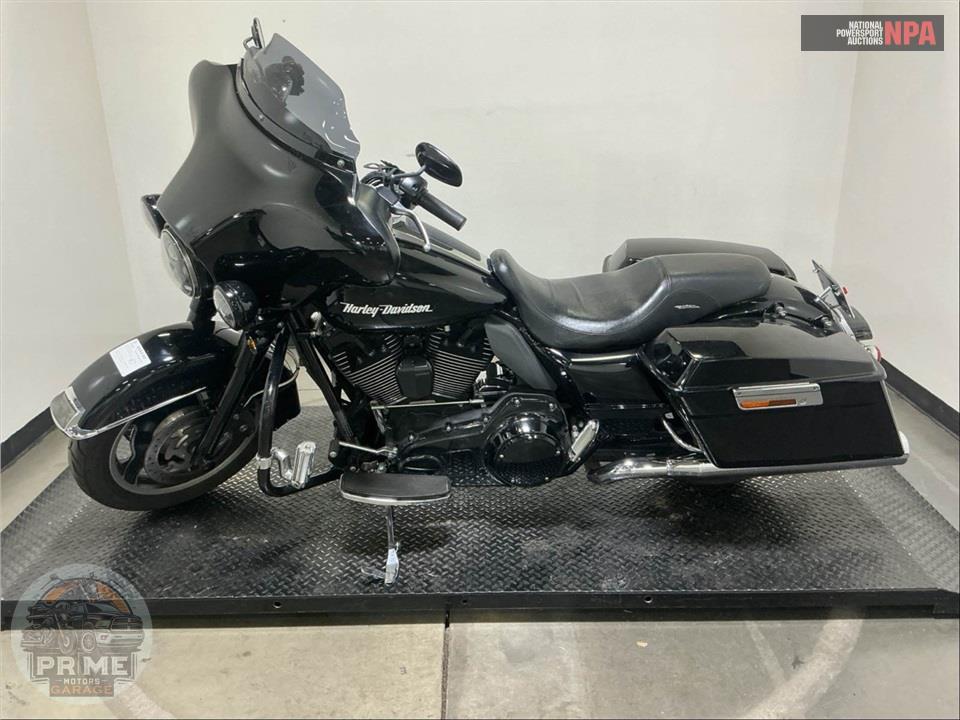 2012 Harley-Davidson FLHTP POLICE ELECTRA GLIDE — фото 3