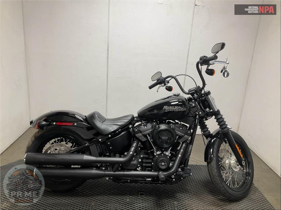 2019 Harley-Davidson FXBB STREET BOB — фото 1