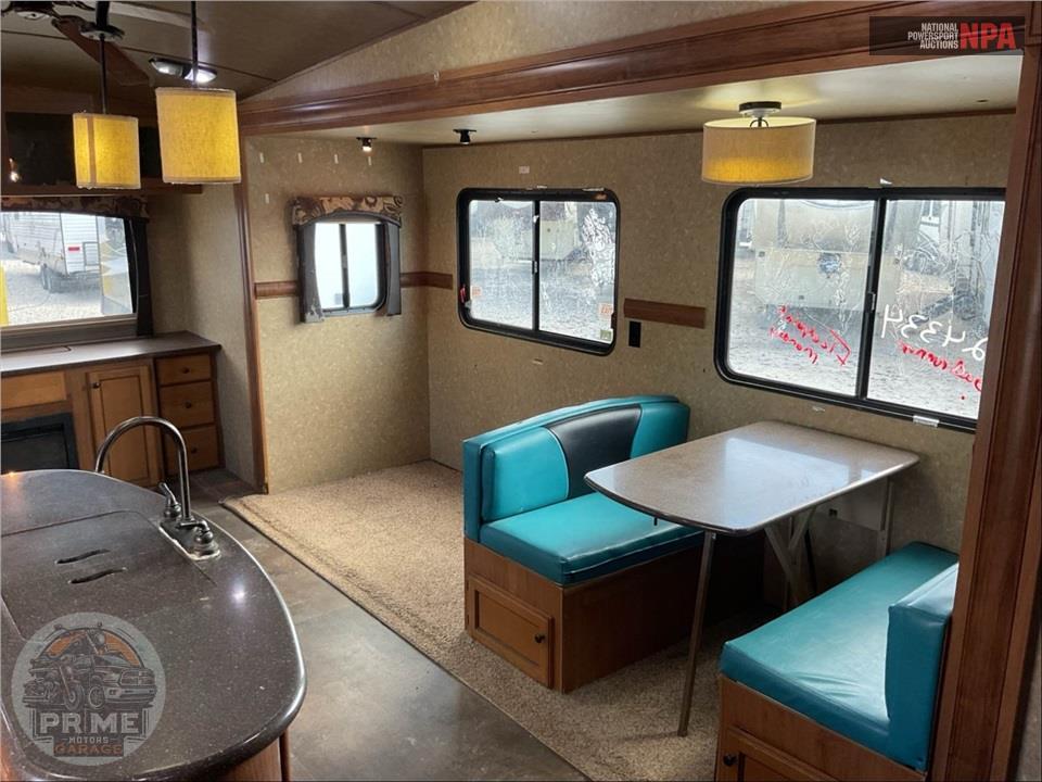 2014 Crossroads Rv M-34 RE - SUNSET TRAIL RESERVE FIFTH WHEEL SERIES — фото 6