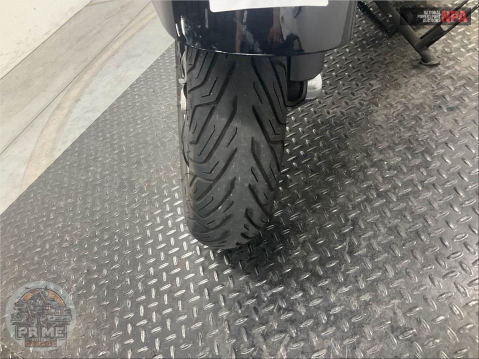 2021 Vespa GTS 300 HPE 75th — фото 9