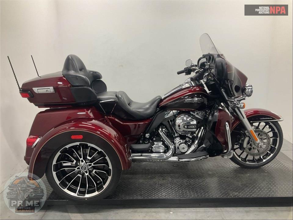2014 Harley-Davidson FLHTCUTG TRIGLIDE ULTRA CLASSIC — фото 1