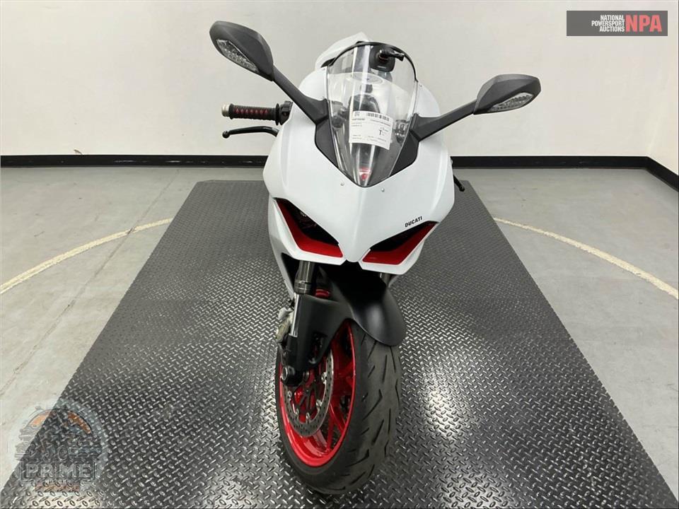 2023 Ducati PANIGALE V2 — фото 2