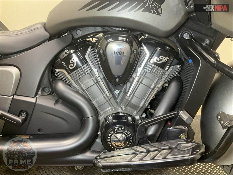 2023 Indian Motorcycle CHALLENGER DARK HORSE (SMOKE) — фото 6