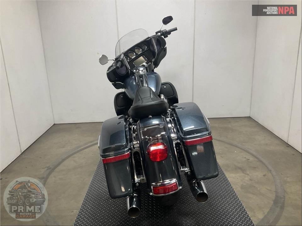2015 Harley-Davidson FLHTCUL ULTRA CLASSIC LOW — фото 4