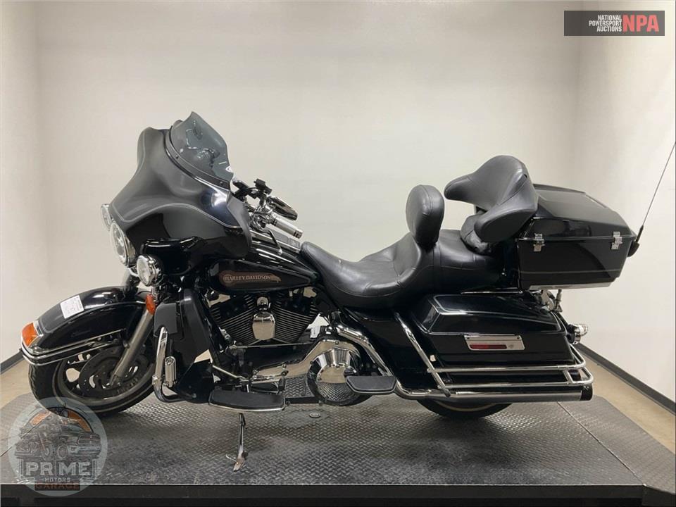 2006 Harley-Davidson FLHTCI ELECTRA GLIDE CLASSIC — фото 3