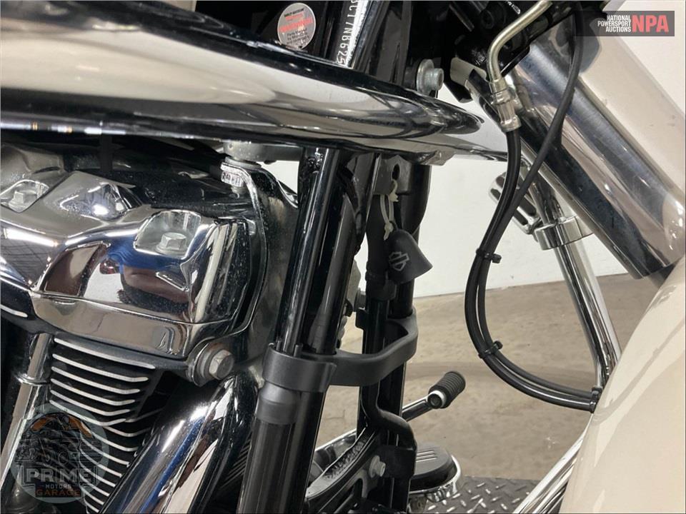 2022 Harley-Davidson FLHX STREET GLIDE — фото 11
