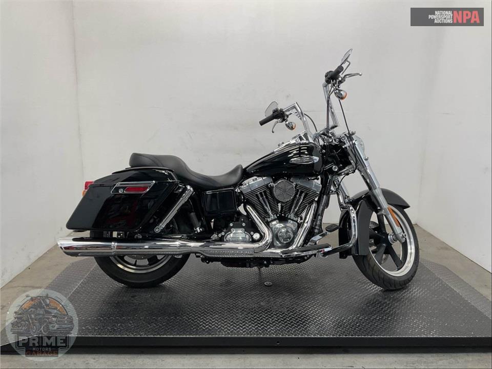 2013 Harley-Davidson FLD-103 DYNA SWITCHBACK — фото 1