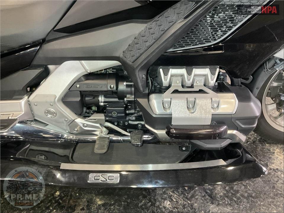 2019 Honda GL1800D GOLDWING TOUR DCT (BLACK) — фото 7