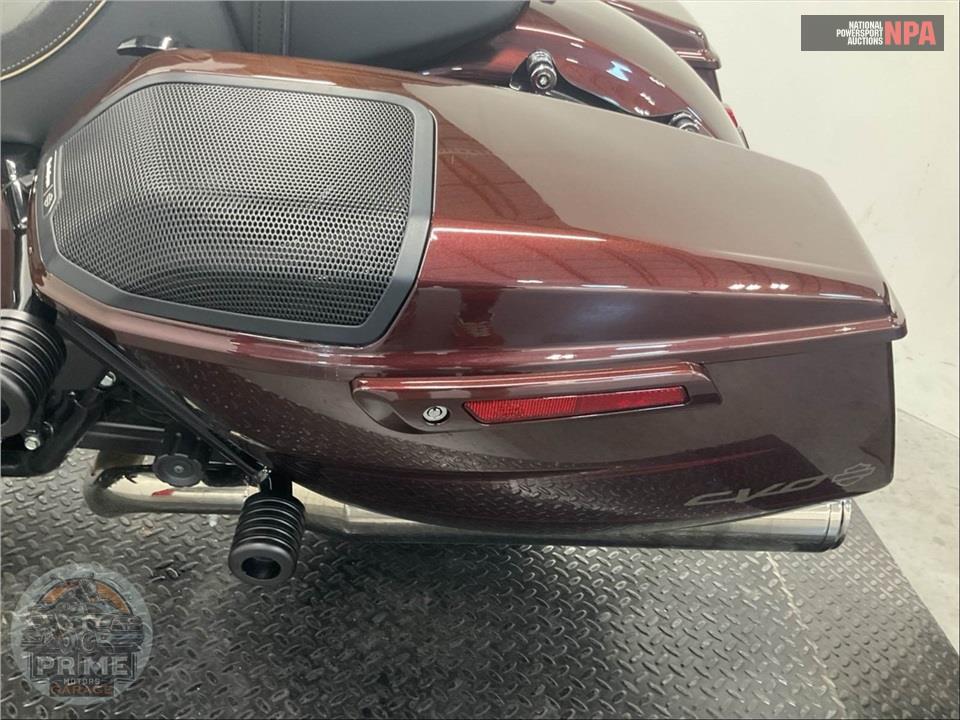 2024 Harley-Davidson FLHXSE CVO STREET GLIDE — фото 14