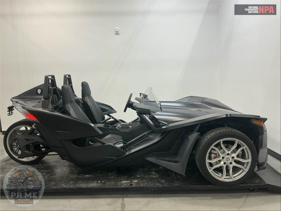 2021 Polaris SLINGSHOT SL AUTODRIVE — фото 1