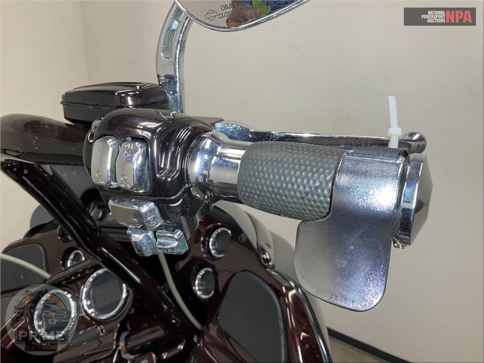 2011 Harley-Davidson FLTRU ROAD GLIDE ULTRA — фото 34