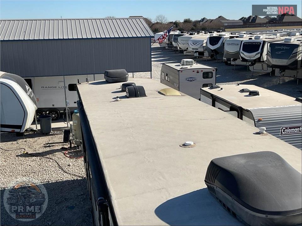 2020 Keystone Rv M-3801 FK - ALPINE FIFTH WHEEL SERIES — фото 27