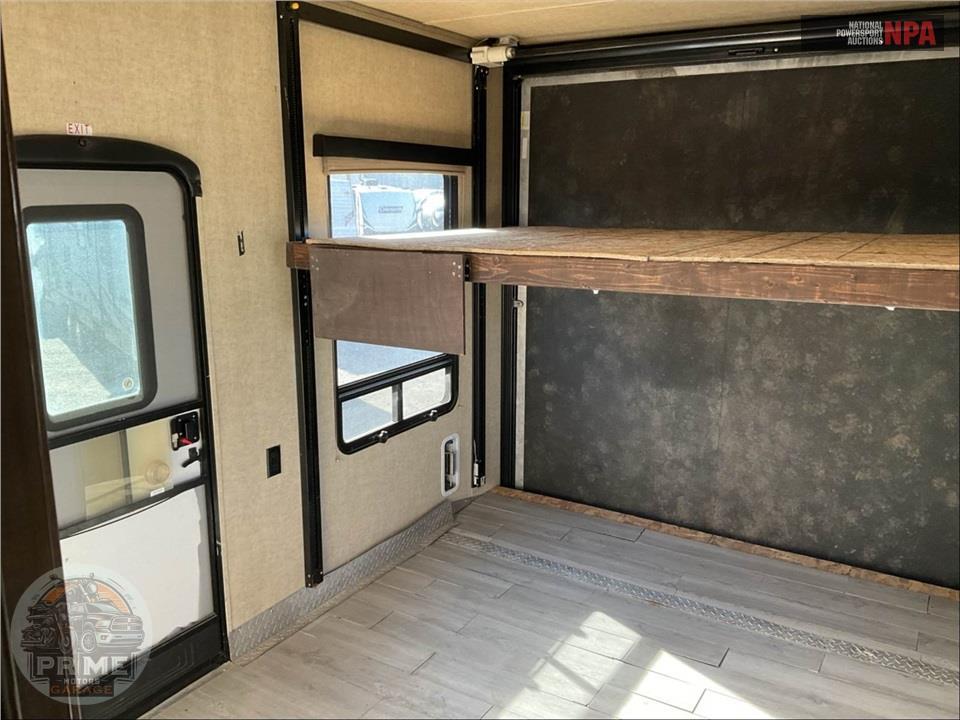 2015 Keystone Rv M-312 - IMPACT TOY HAULER SERIES — фото 14